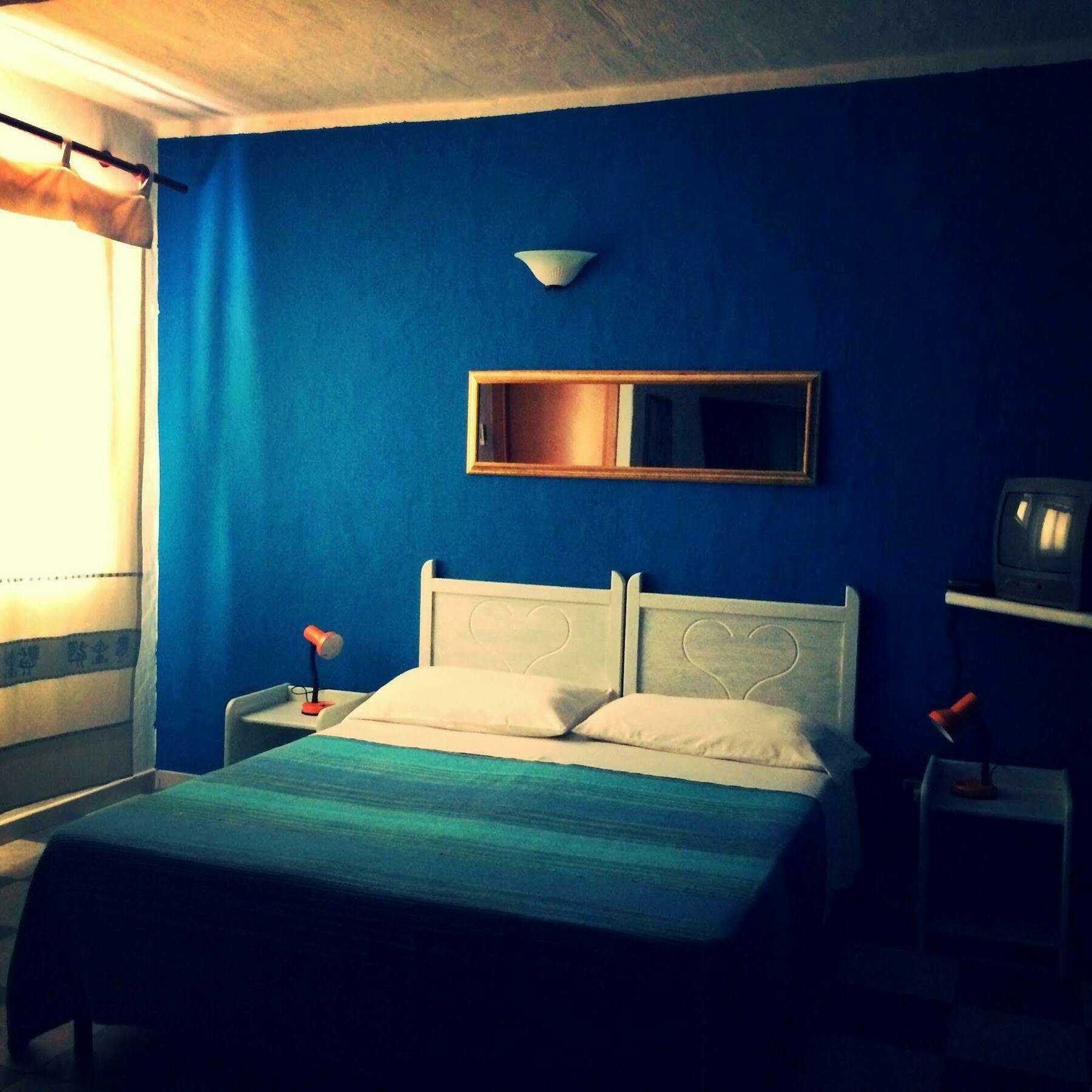 En Ville Bed And Breakfast Gonnesa Exterior foto